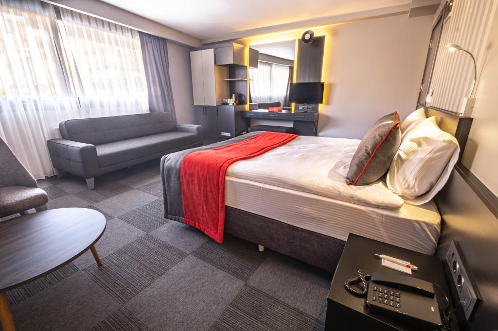 Methis Hotel Karşıyaka — 4