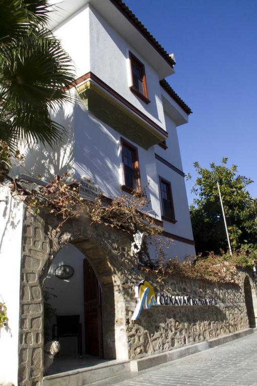 Kaleiçi Özkavak Otel — 1