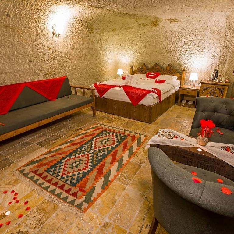 Kayadibi Cave Otel — 7