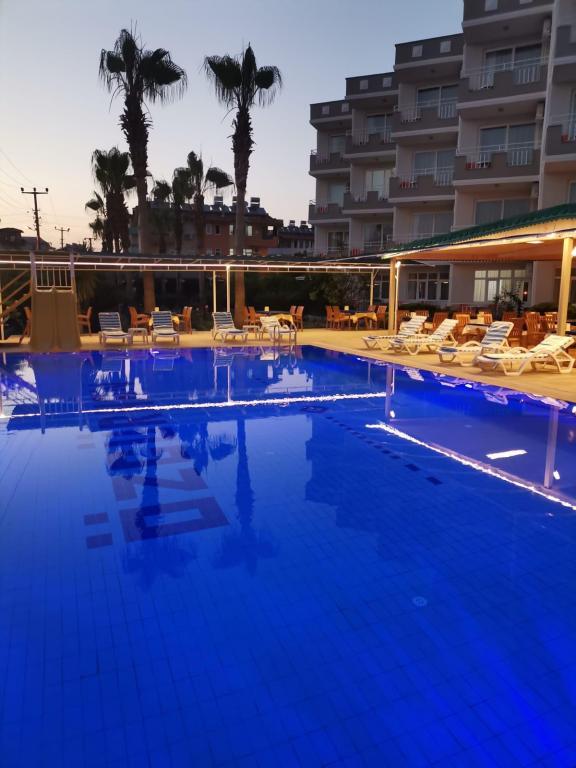 Side Özgürhan Otel — 3