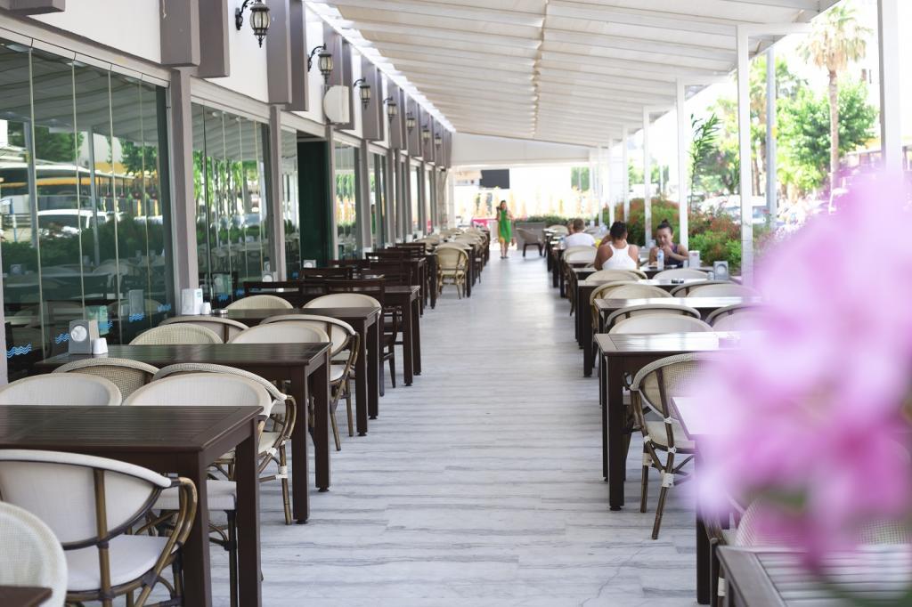 Mert Seaside Hotel — 8