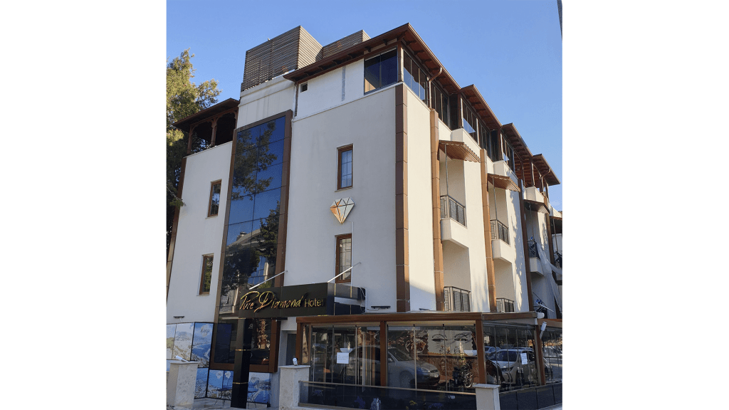 Pure Diamond Hotel — 1