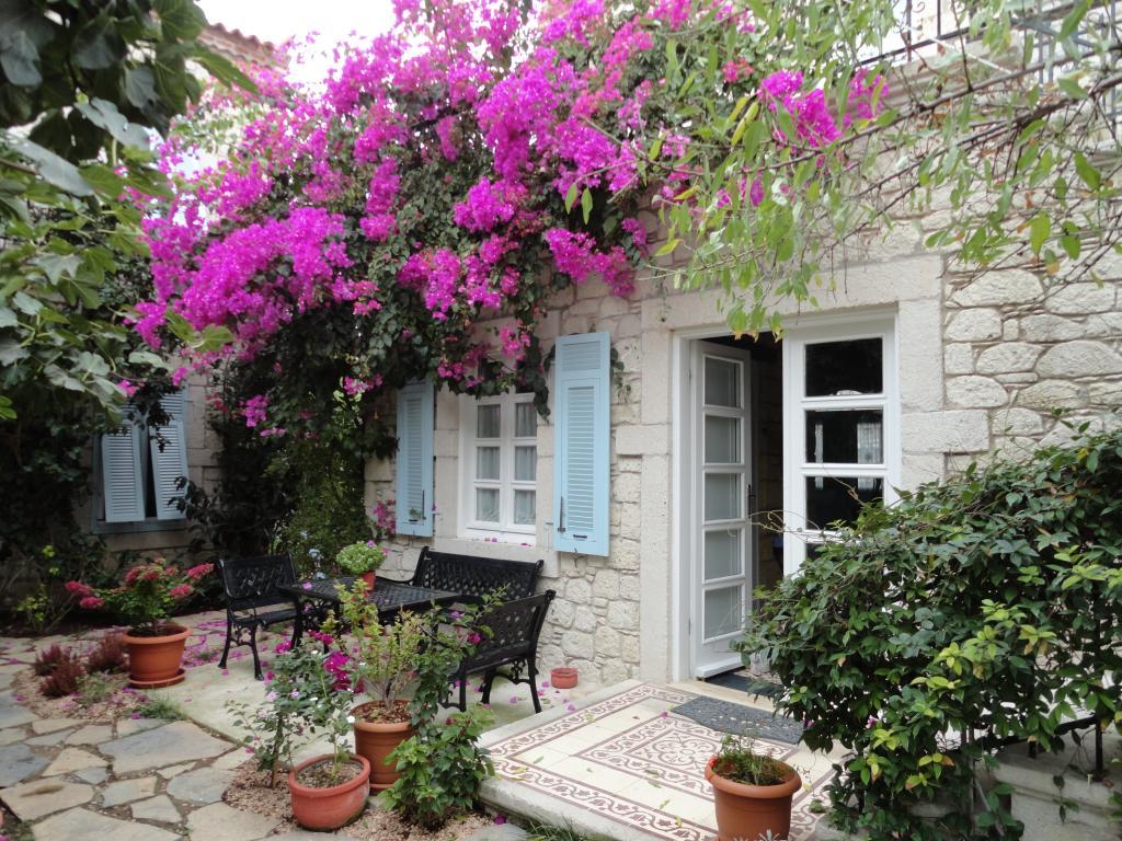 Alaçatı İncirliev Otel — 4