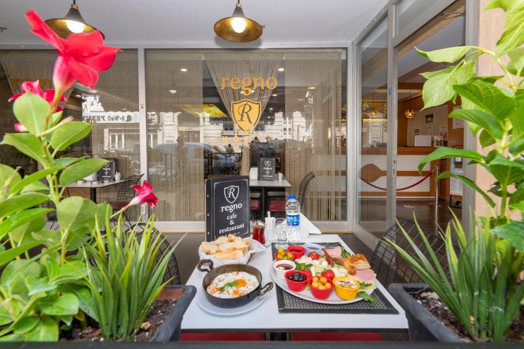 Regno Hotel — 8