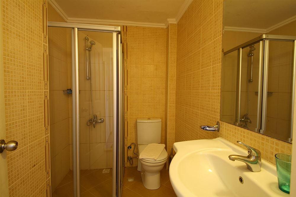 Acem Hotel — 2