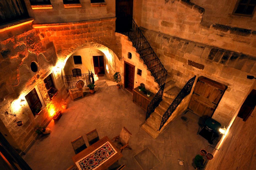 Has Cave Konak — 2