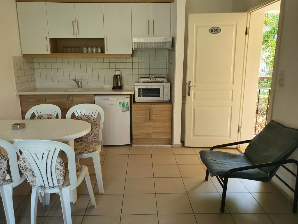 Ant Apart Hotel — 2