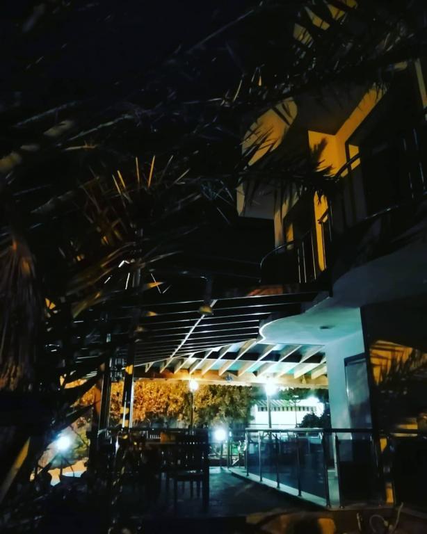 Lal s Otel Urla — 3