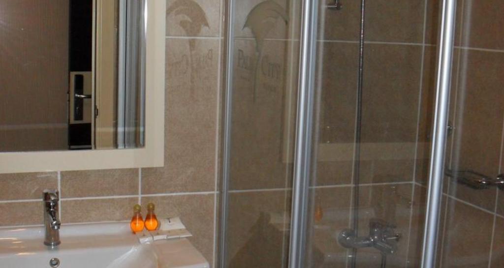 Palm City Hotel Akhisar — 6