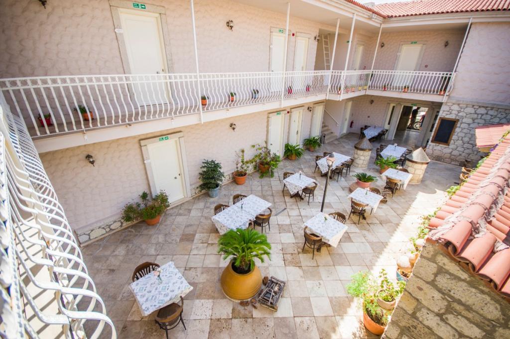 Alya Rüzgarı Otel Alaçatı — 2