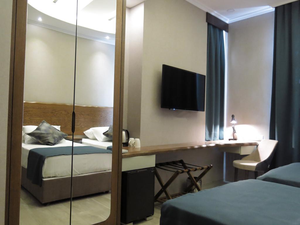 Galatahan Hotel — 8