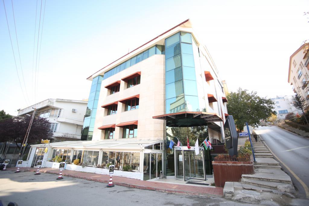 Grand Nora Hotel — 1