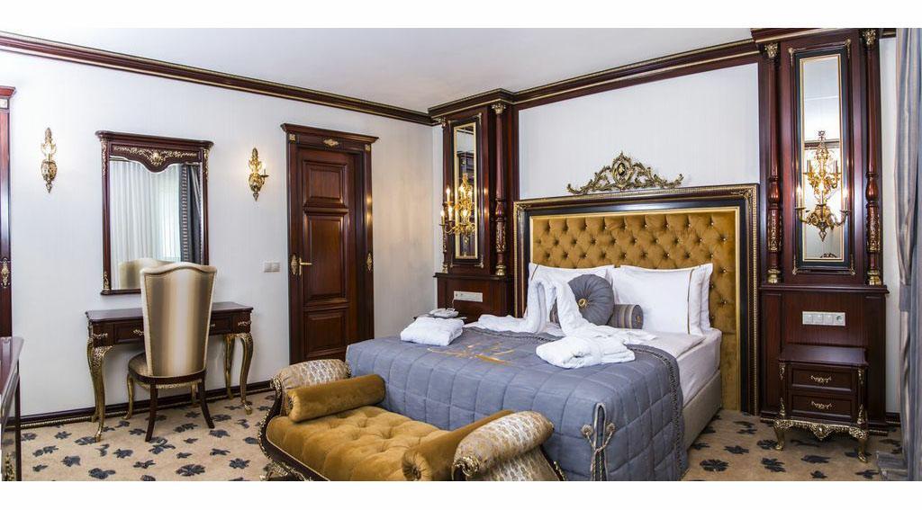 Cassiel Hotel — 10