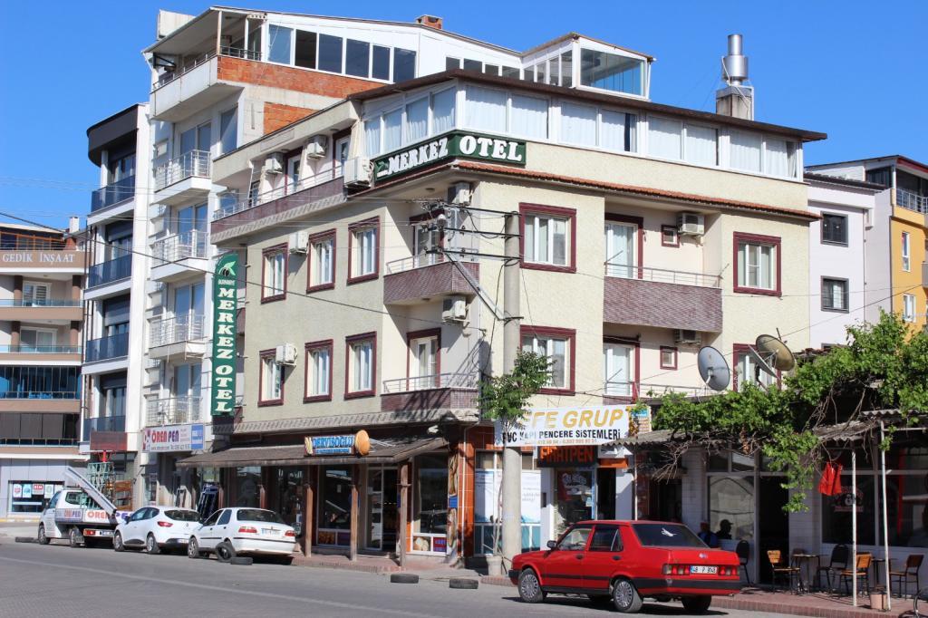 Burhaniye Merkez Otel — 2