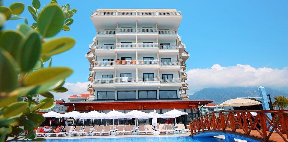 Sey Beach Hotel & Spa — 10