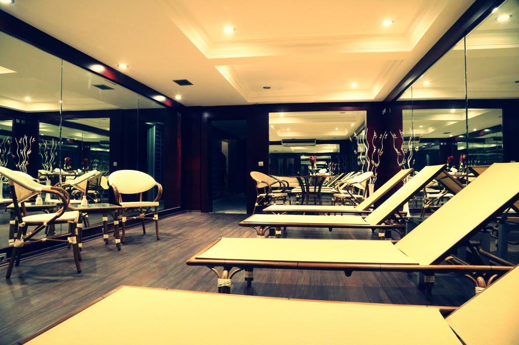 Blue World Hotel — 6