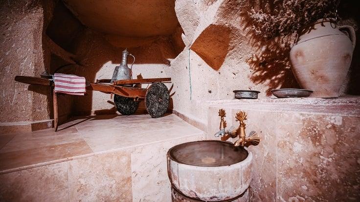 Jerveni Cave Hotel — 4