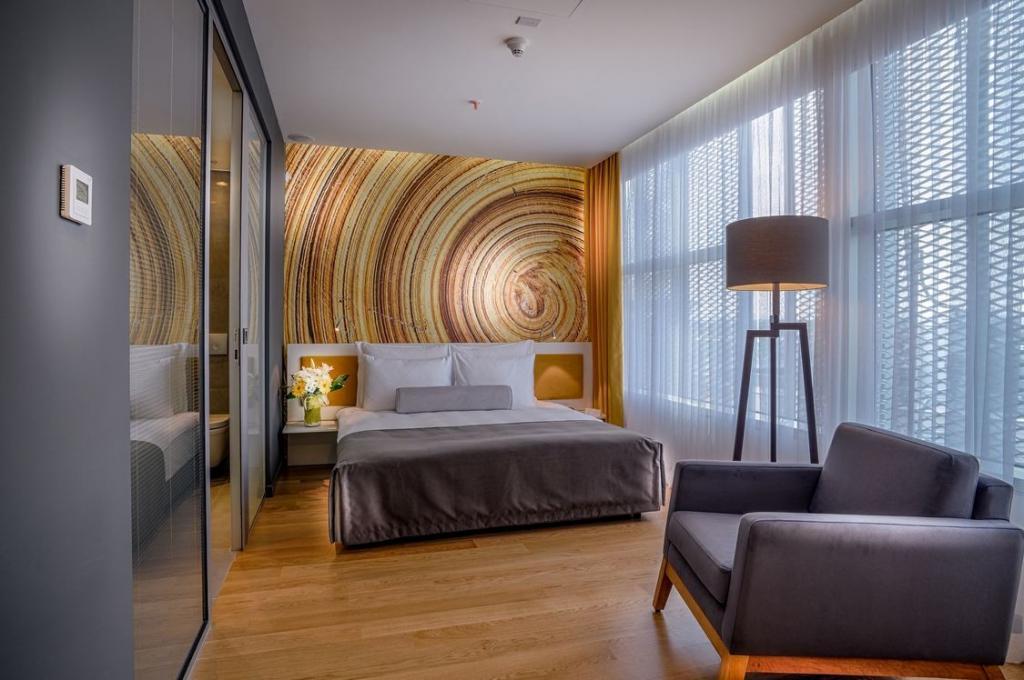 Tav Airport Hotel İzmir — 8