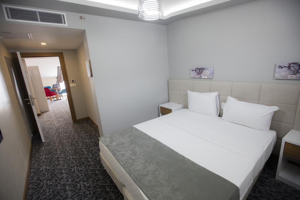 Royal İnci Airport Hotel — 9
