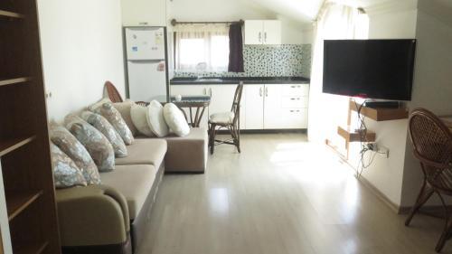 Lidya City Hotel — 8