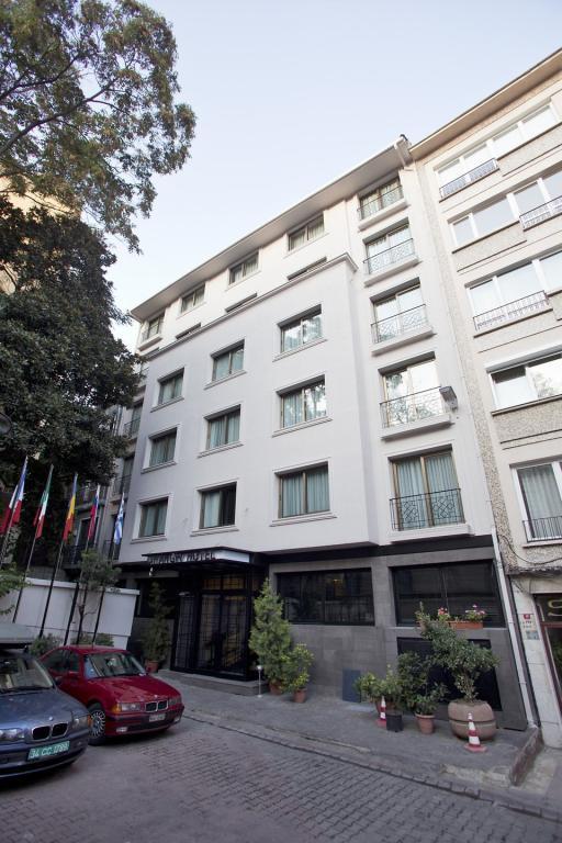 Cihangir Hotel Bosphorus