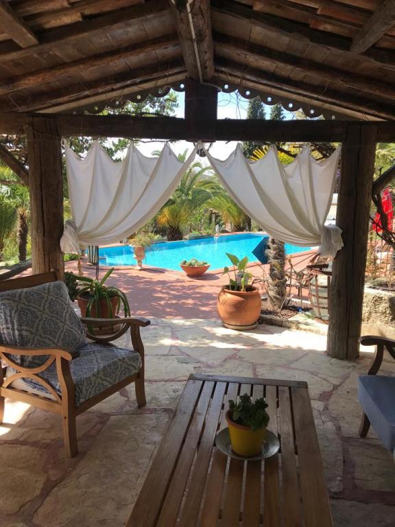 Villa Taraça Alaçatı Romantik Otel — 6