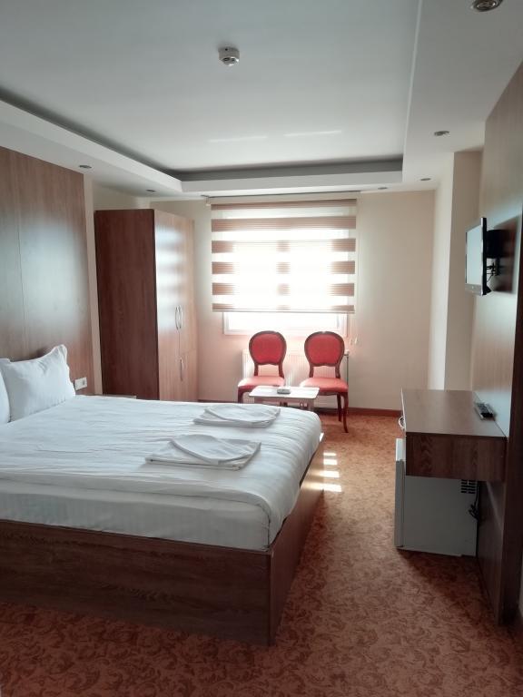Ny World Hotel — 10