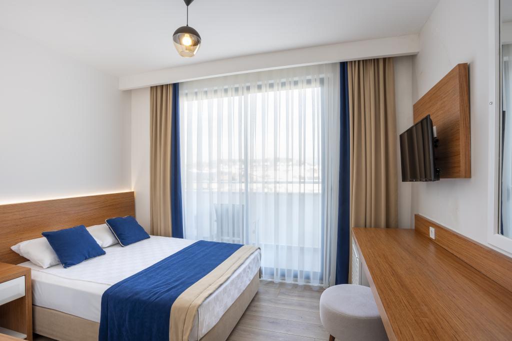 The Sansa Hotel & Spa — 9