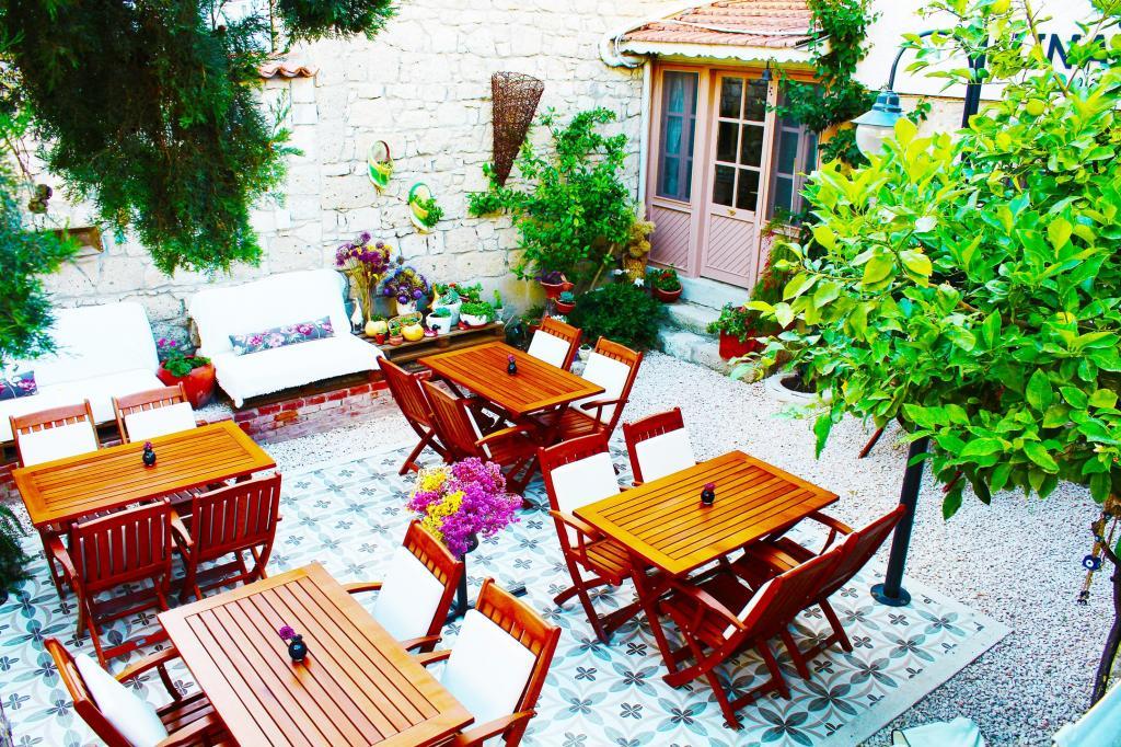 Lilyum Alaçatı — 9