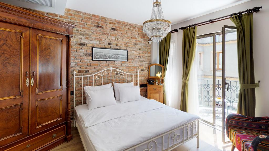 Hotel Des Arts Galata — 4