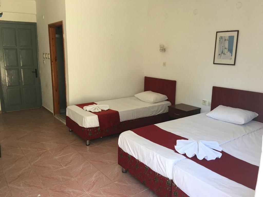 Ünlü Hotel — 7