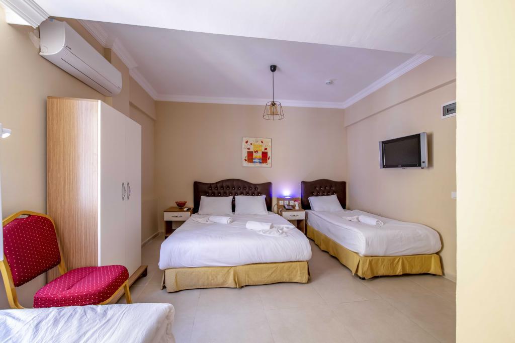 Ahsen Hotel — 8