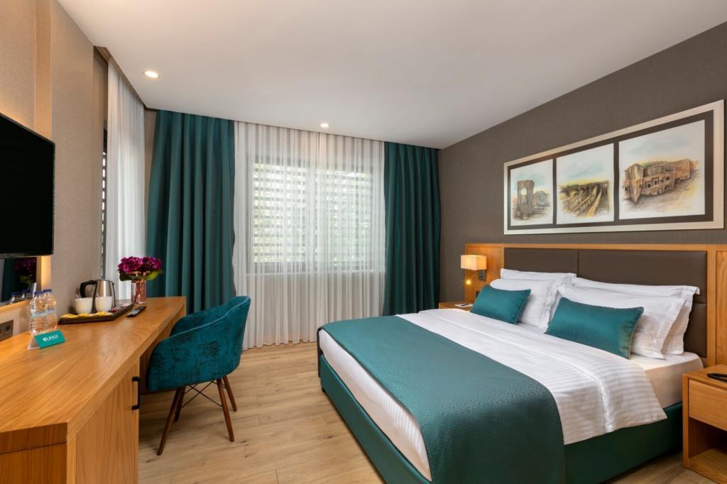 Pukka Hotel — 7