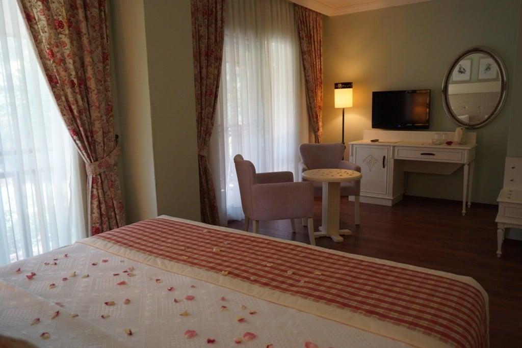 Padok Premium Hotel & Stables — 9