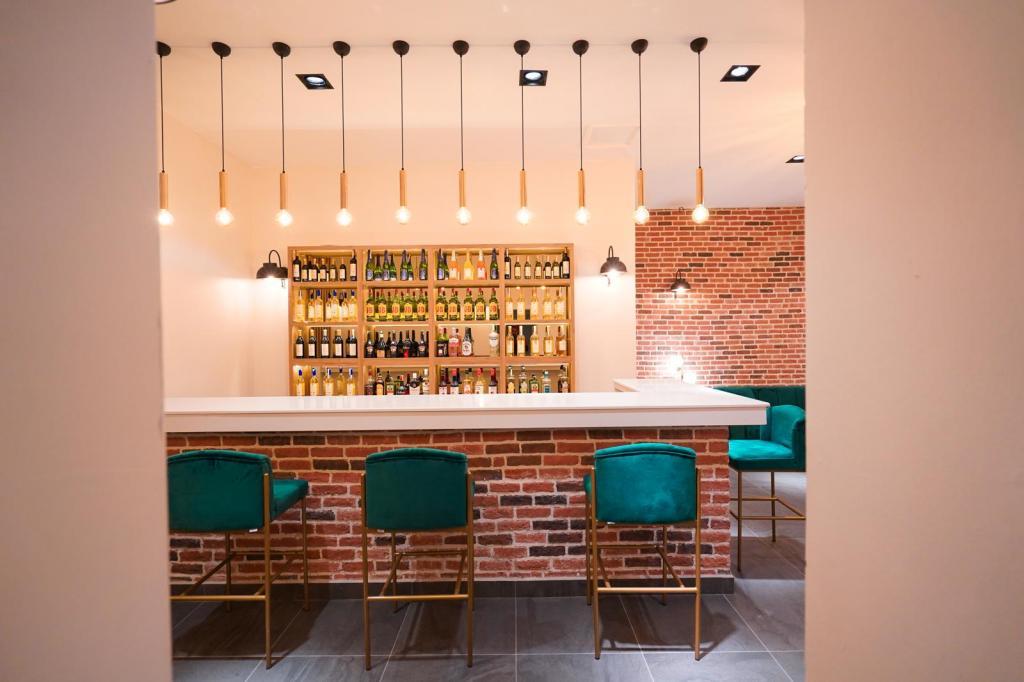 Amore Hotel — 7