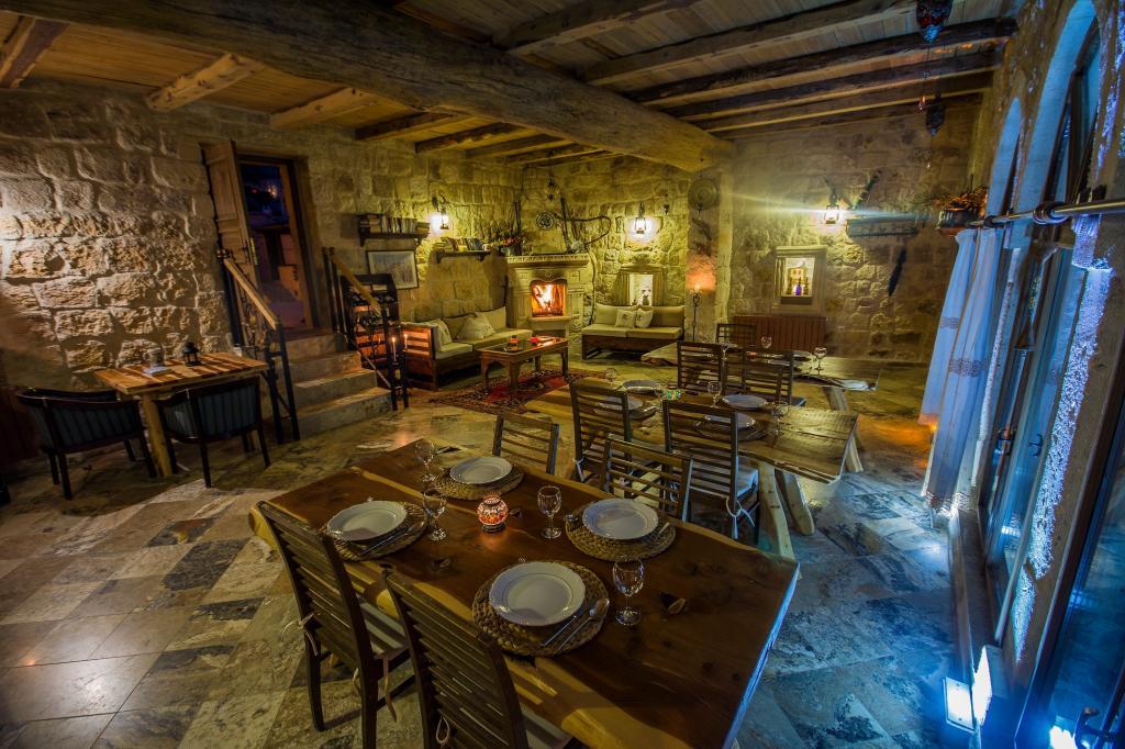 Assiana Cave House — 8