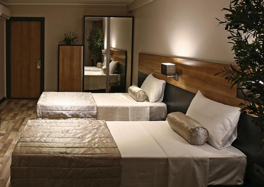 Kalevera Hotel — 4