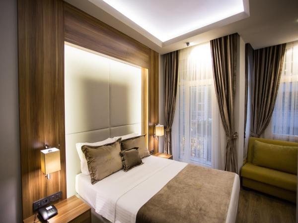 Bonne Sante Hotel — 2