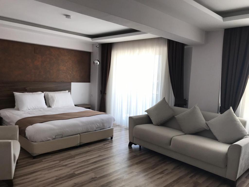 Yalım Garden Park Otel Uşak — 9