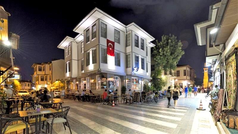 Luna Boutique Hotel