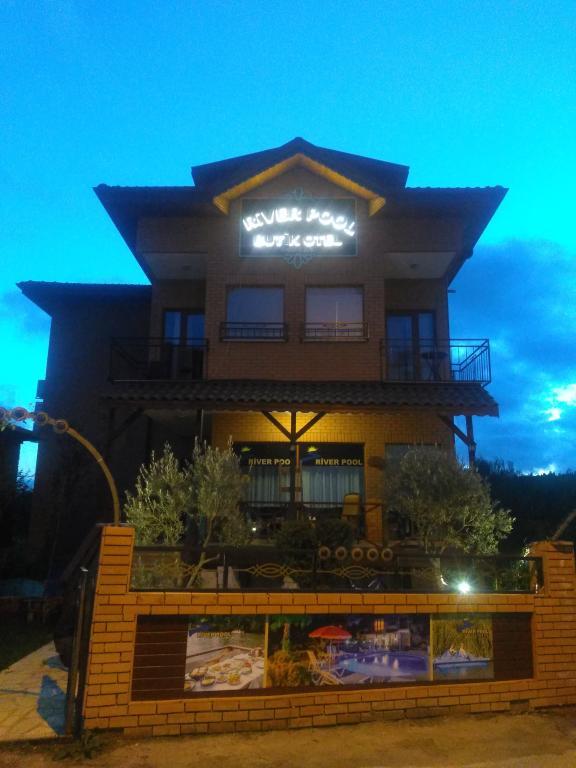 Riverpool Butik Otel — 2