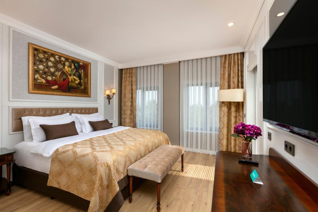 Pukka Hotel — 6