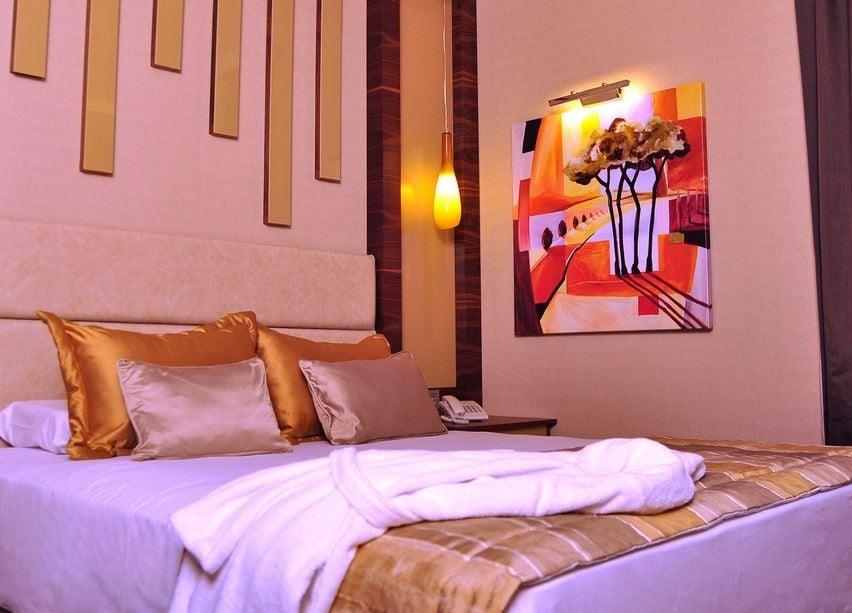 Avin Hotel İzmir — 7