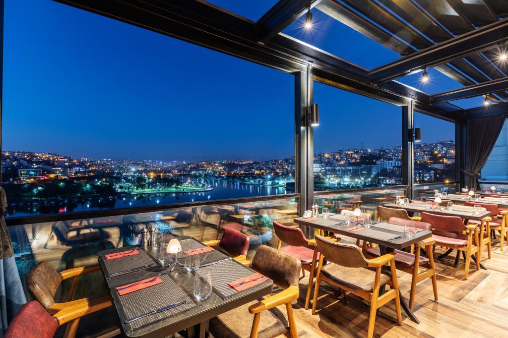 Ramada by Wyndham Istanbul Golden Horn — 3