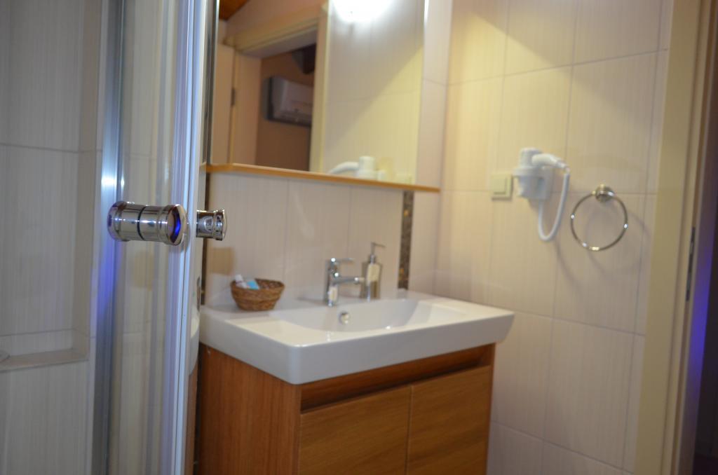 Ada Palas Otel Marmara Adası — 10