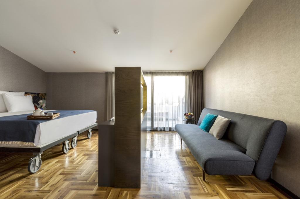 Lampa Design Hotel — 10