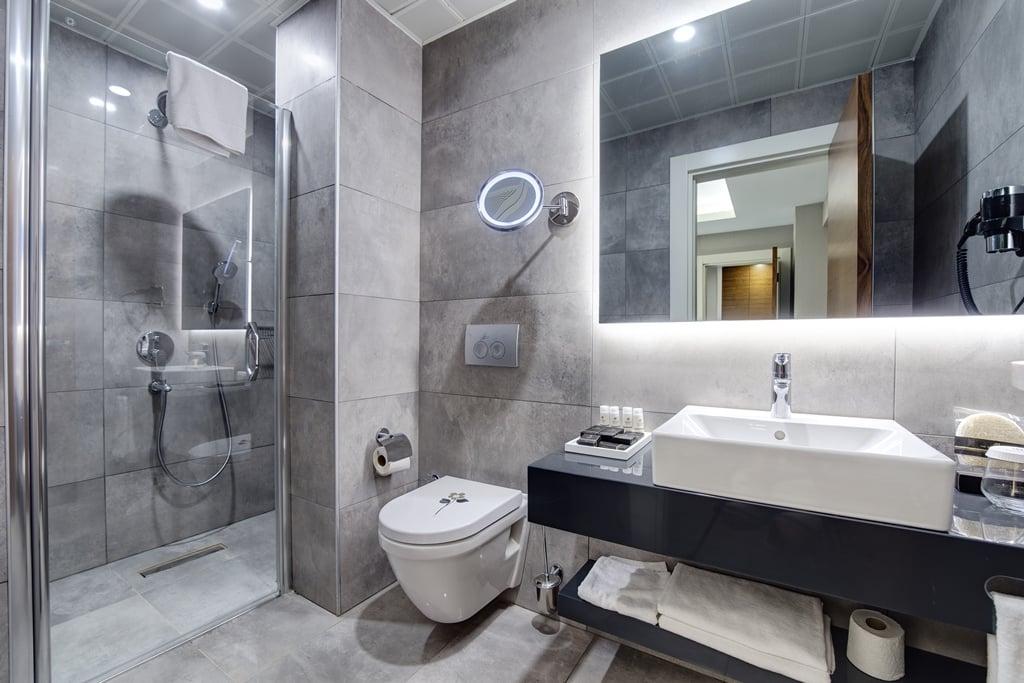 The Menord Hotel — 10