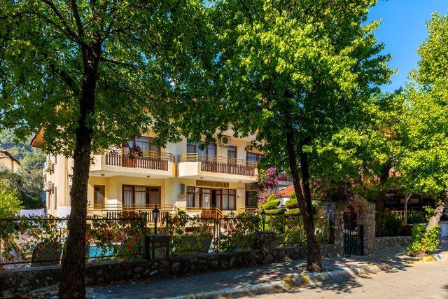 Üstün Apart Marmaris — 1