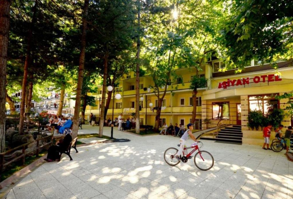 Oylat Kaplıcaları Aşiyan Otel — 7