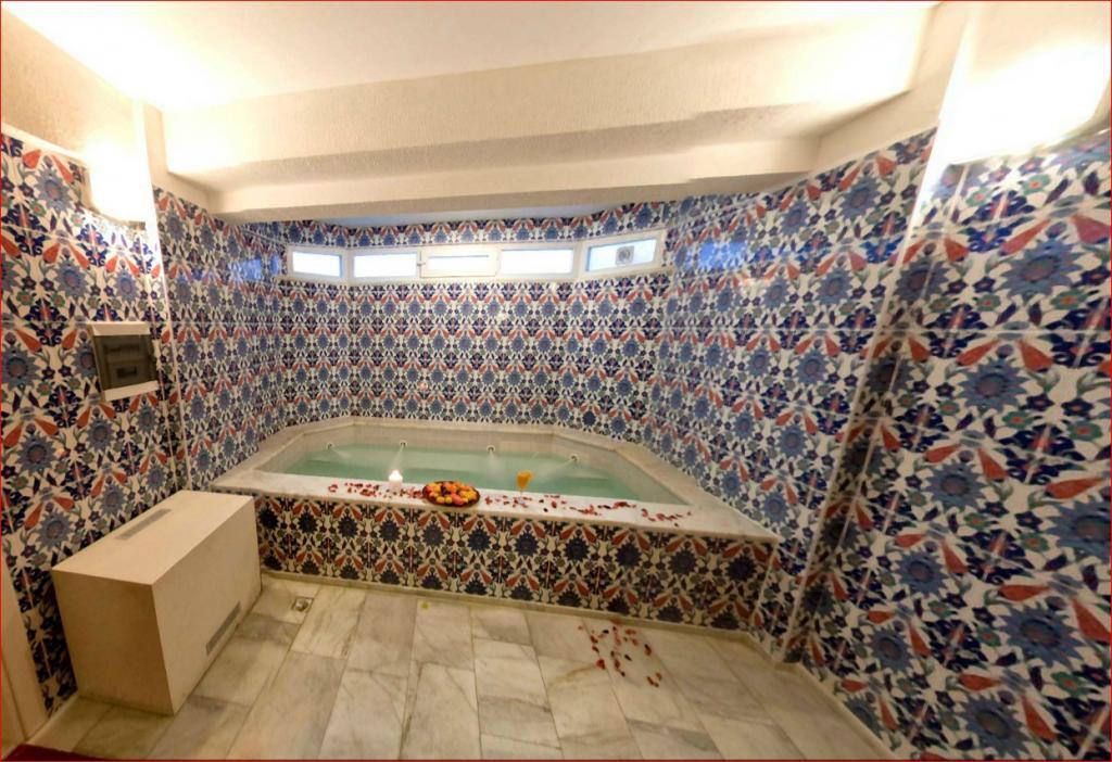 Ayapam Hotel — 3